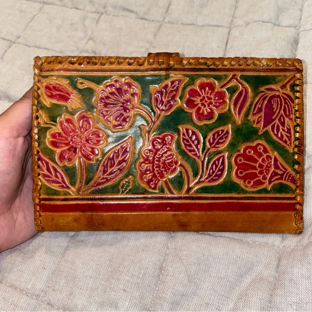 VINTAGE FLORAL SHEEP SKIN LEATHER WALLET CLUTCH MADE IN INDIA